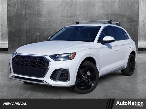 2022 Audi Q5 45 S line Premium Plus