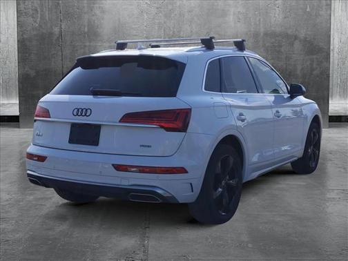 2022 Audi Q5 45 S line Premium Plus