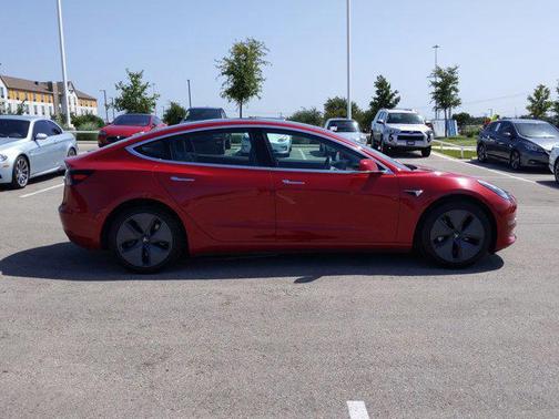 2019 Tesla Model 3 Mid Range