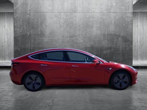 2019 Tesla Model 3 Mid Range