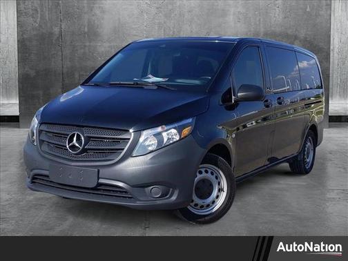 2020 Mercedes-Benz Metris Base