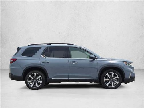 Sonic Gray Pearl 2025 Honda Pilot Elite