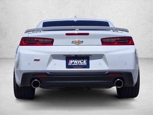 Summit White 2016 Chevrolet Camaro 2SS