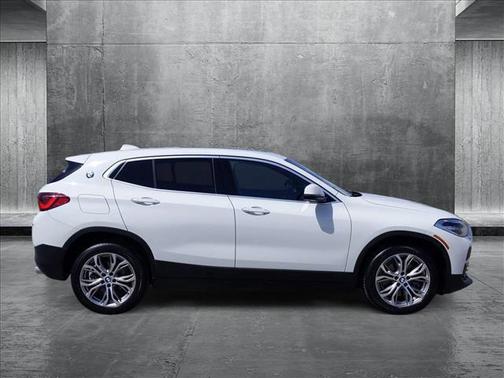 2022 BMW X2 sDrive28i