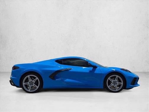 Rapid Blue 2021 Chevrolet Corvette Stingray w/2LT