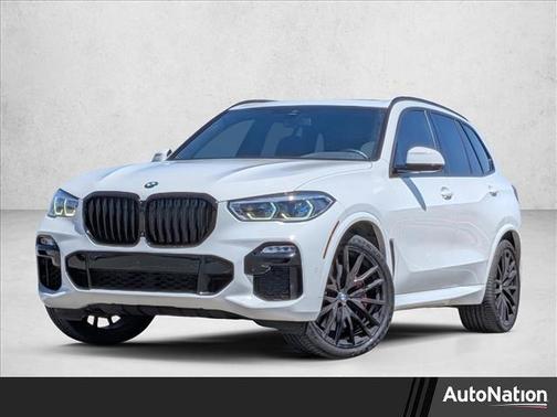 2021 BMW X5 M50i