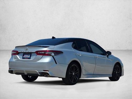 Celestial Silver Metallic/Midnight Black Metallic 2023 Toyota Camry XSE