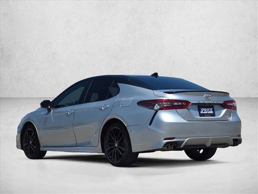 Celestial Silver Metallic/Midnight Black Metallic 2023 Toyota Camry XSE