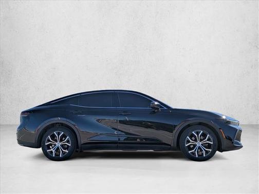 2023 Toyota Crown XLE