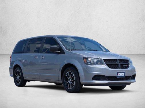 Billet Silver Metallic Clearcoat 2015 Dodge Grand Caravan AVP/SE