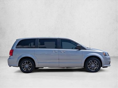 Billet Silver Metallic Clearcoat 2015 Dodge Grand Caravan AVP/SE