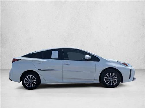 2020 Toyota Prius XLE