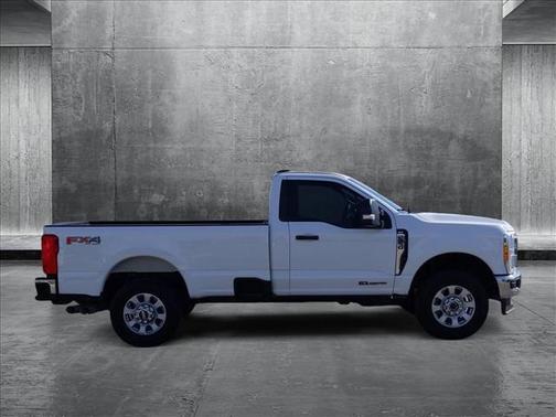 2023 Ford F-350 XLT