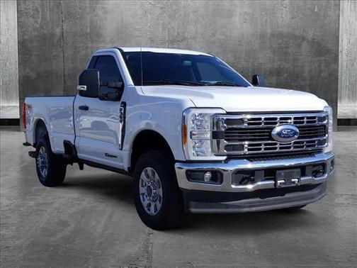 2023 Ford F-350 XLT