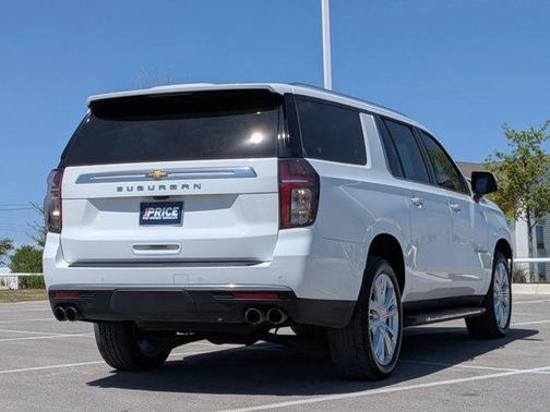 2022 Chevrolet Suburban 2WD High Country