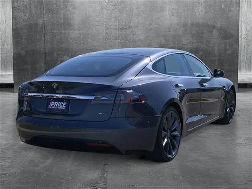 2017 Tesla Model S 90D