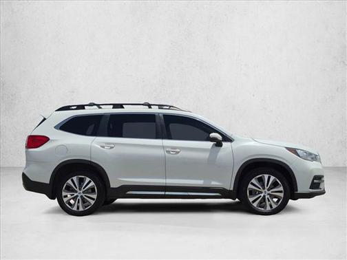 Crystal White Pearl 2021 Subaru Ascent Limited 7-Passenger