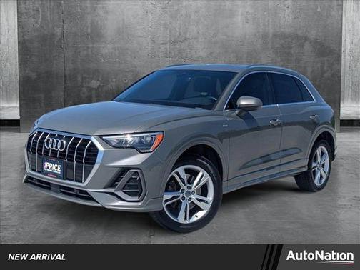 2020 Audi Q3 45 S line Premium