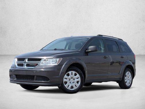 Granite Pearlcoat 2017 Dodge Journey SE