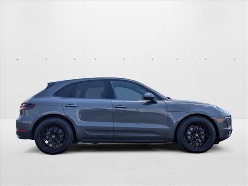 2016 Porsche Macan S