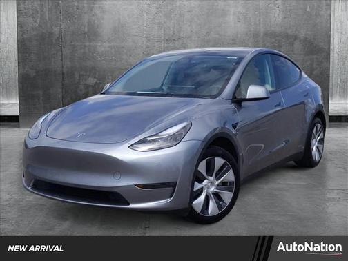 2024 Tesla Model Y Long Range Dual Motor All-Wheel Drive