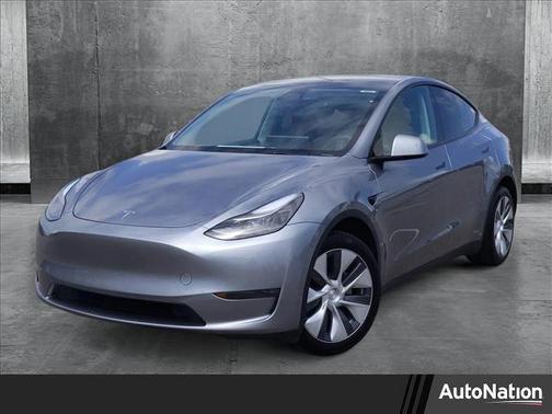 2024 Tesla Model Y Long Range Dual Motor All-Wheel Drive