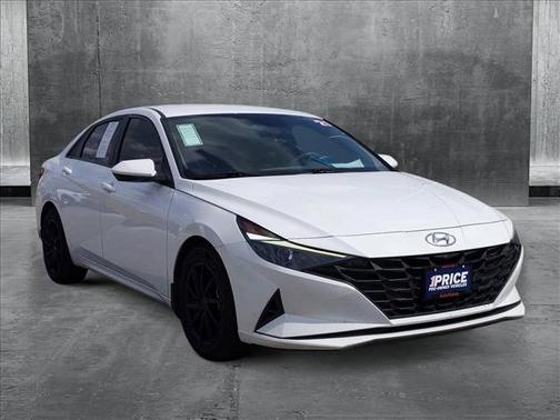 2021 Hyundai ELANTRA SEL