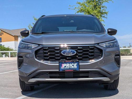 Carbonized Gray Metallic 2025 Ford Escape ST-Line