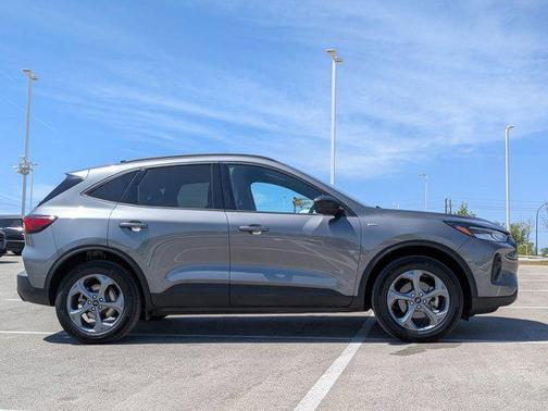 Carbonized Gray Metallic 2025 Ford Escape ST-Line