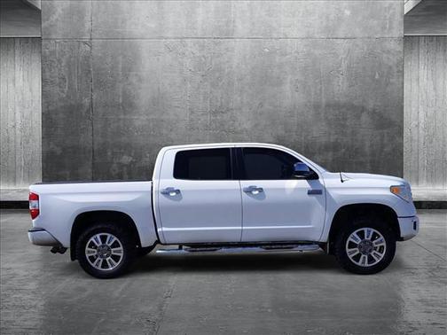 2017 Toyota Tundra Platinum