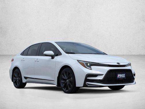 Ice Cap 2024 Toyota Corolla SE