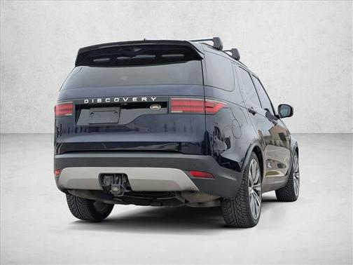 2022 Land Rover Discovery P300 S