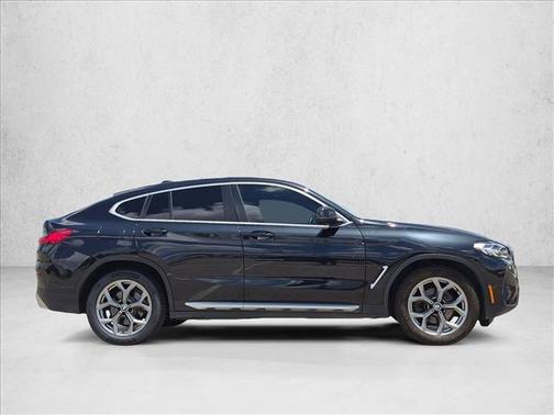 Black Sapphire Metallic 2022 BMW X4 xDrive30i