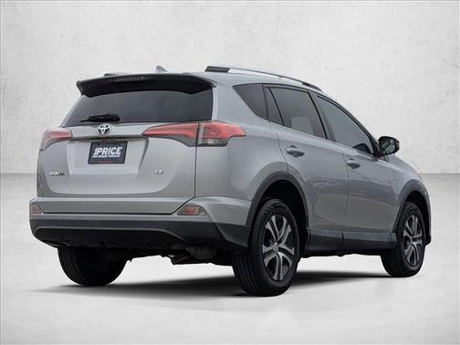 Silver Sky Metallic 2016 Toyota RAV4 LE