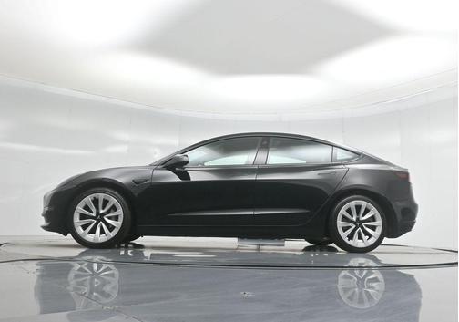 2022 Tesla Model 3 Standard Range