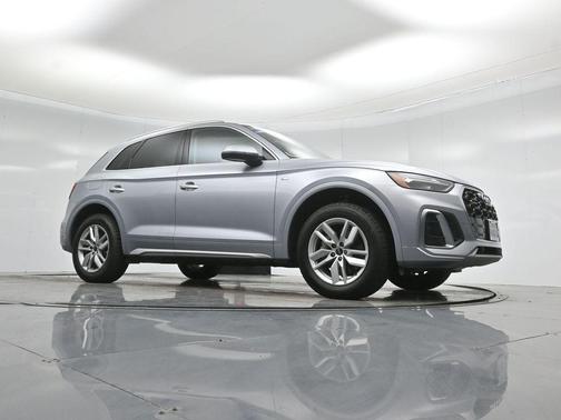 2023 Audi Q5 45 S line Premium