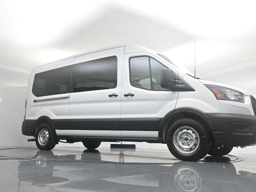 2025 Ford Transit-350 XL