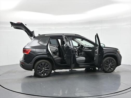 2022 Volkswagen Taos 1.5T S