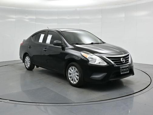 2015 Nissan Versa 1.6 S+