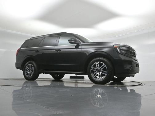 Black Metallic 2026 Ford Expedition Active