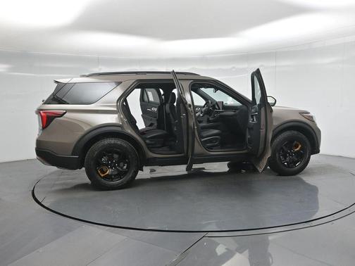 Marsh Gray 2026 Ford Explorer Tremor