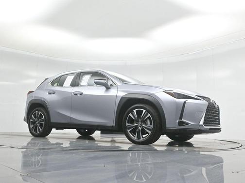 2025 Lexus UX 300h Premium