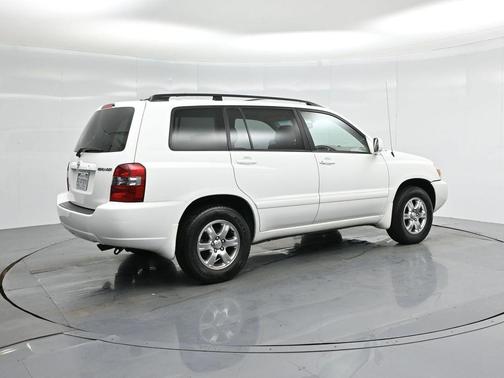 2005 Toyota Highlander Base