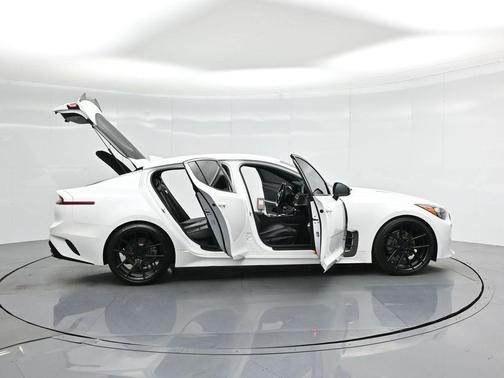 2020 Kia Stinger GT-Line