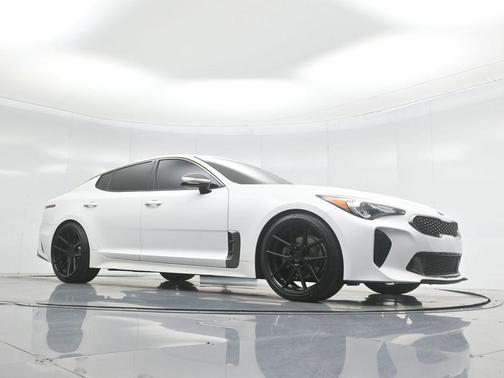 2020 Kia Stinger GT-Line