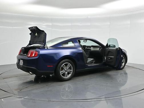 2011 Ford Mustang V6 Premium