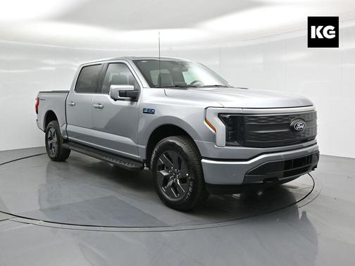 2025 Ford F-150 Lightning LARIAT