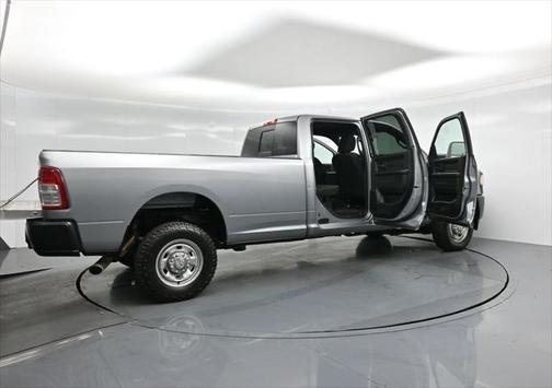 2023 RAM 2500 Tradesman Crew Cab 4x4 8' Box