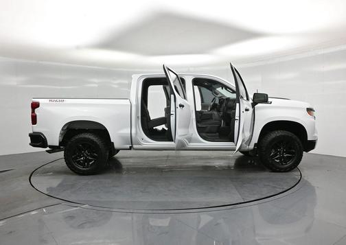 Summit White 2024 Chevrolet Silverado 1500 CUSTOM TRAIL BOSS