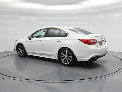 Crystal White Pearl 2018 Subaru Legacy 2.5I LIMITED